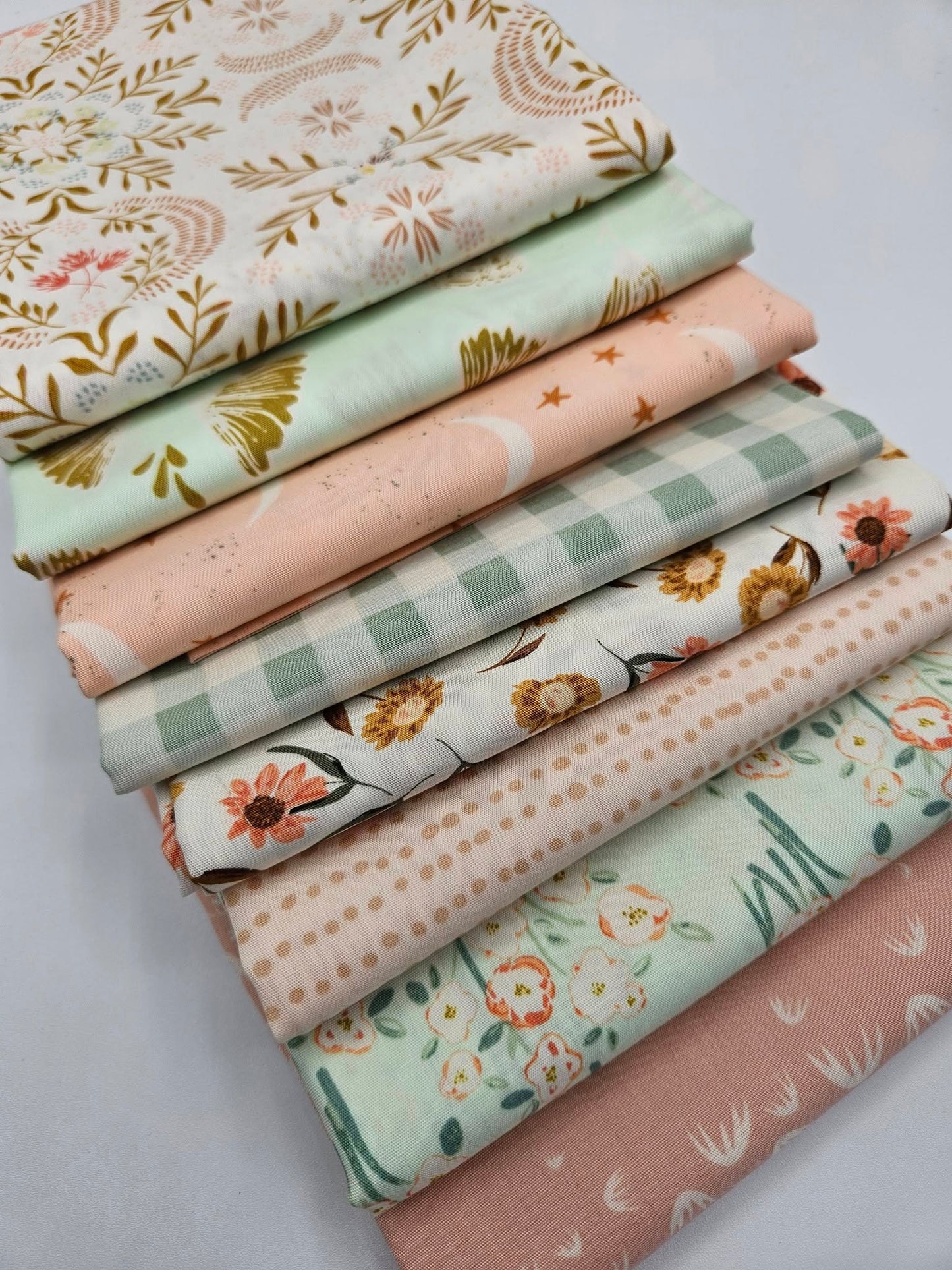 Earthy Floral & Celestial Cotton Fabric Fat Quarter Bundle - Sage, Mint & Peach
