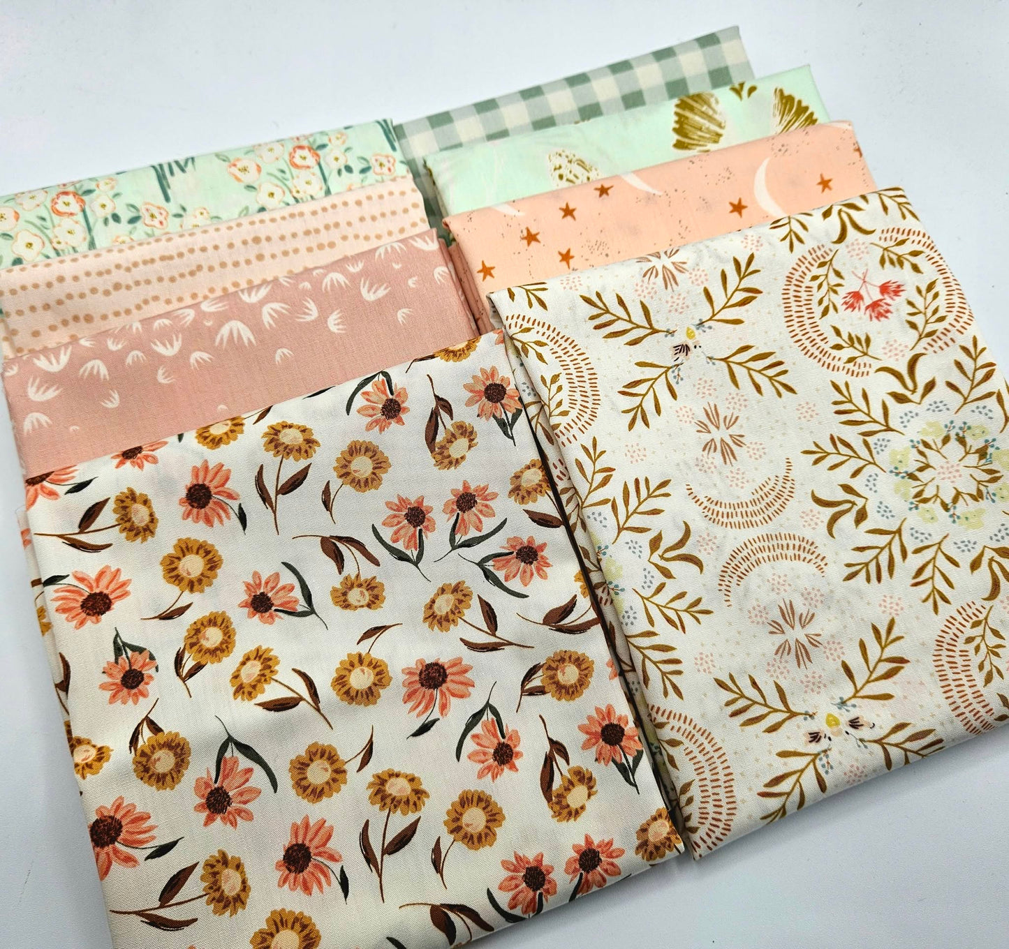 Earthy Floral & Celestial Cotton Fabric Fat Quarter Bundle - Sage, Mint & Peach