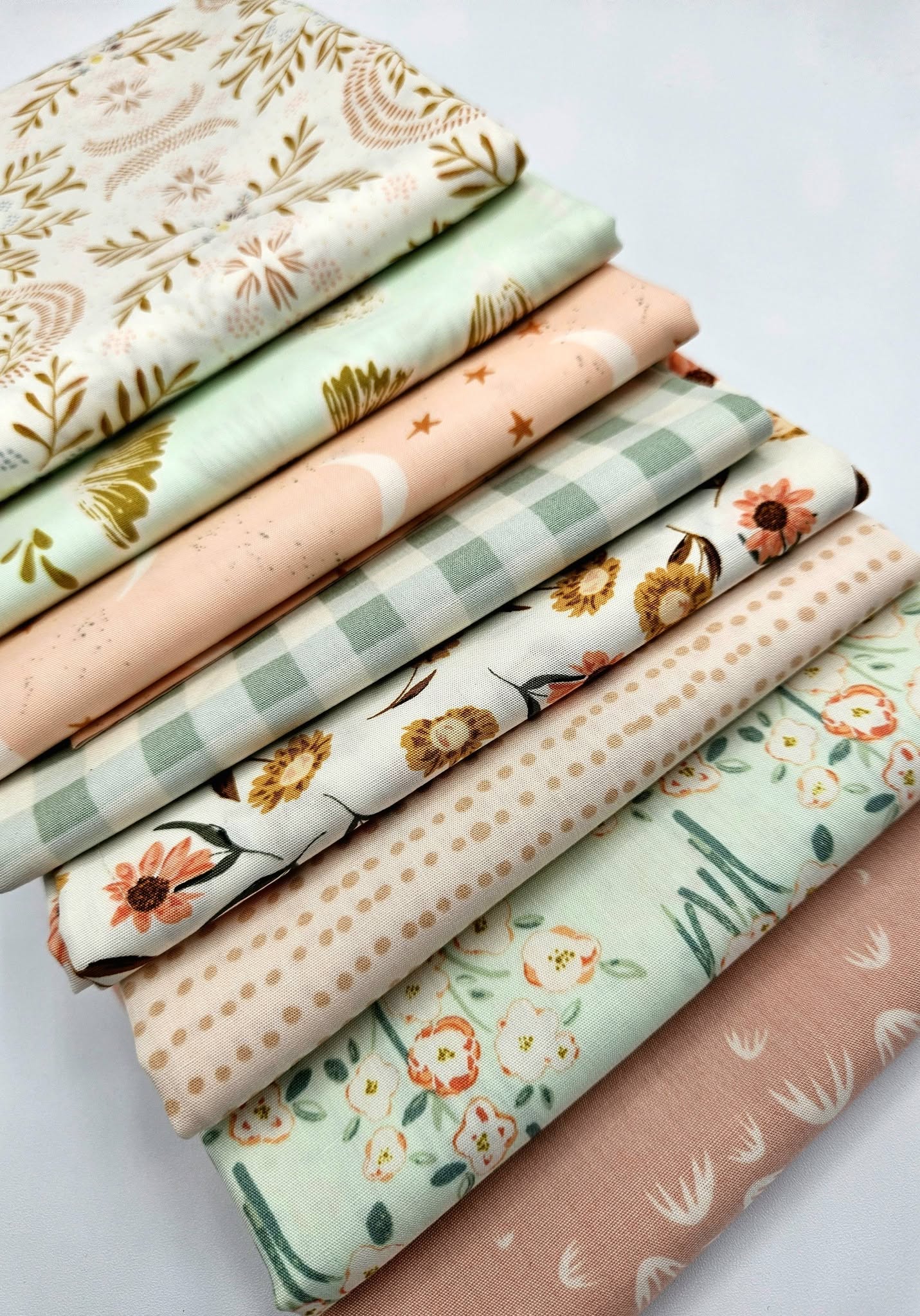 Earthy Floral & Celestial Cotton Fabric Fat Quarter Bundle - Sage, Mint & Peach