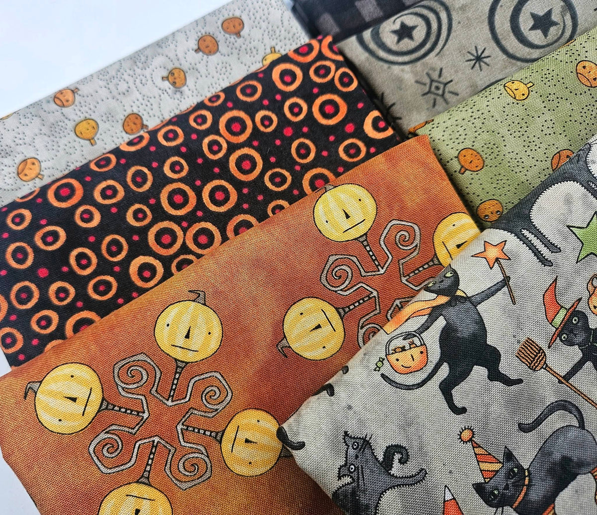 Riley Blake Spooky 7-Fabric Bundle - Teresa Kogut Halloween Cotton Prints