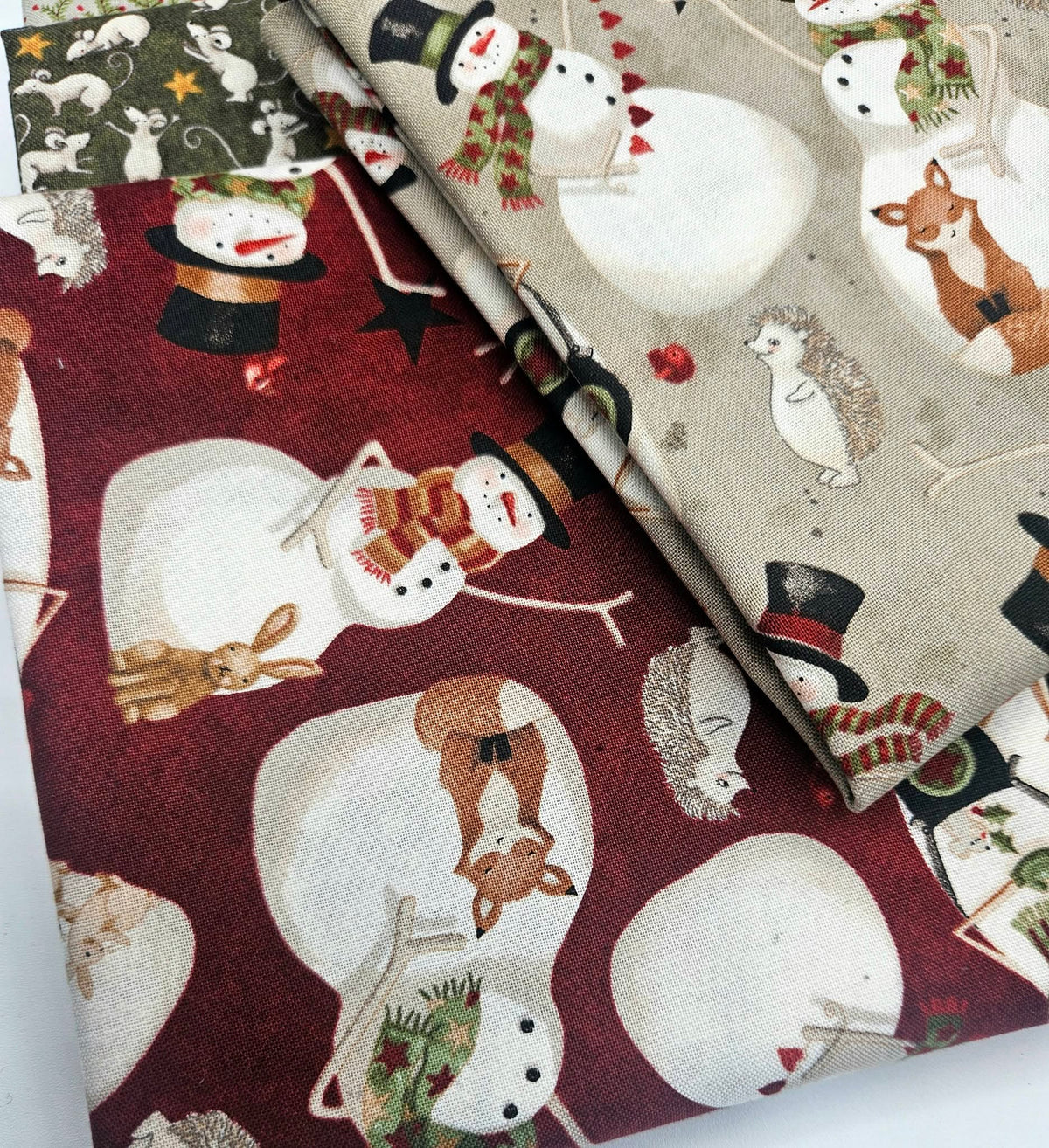 Riley Blake Northern Christmas Theresa Kogut 8 Piece Fat Quarter Fabric Bundle